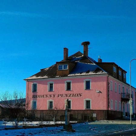 Penzion Mlynicky Dvur Červená Voda エクステリア 写真
