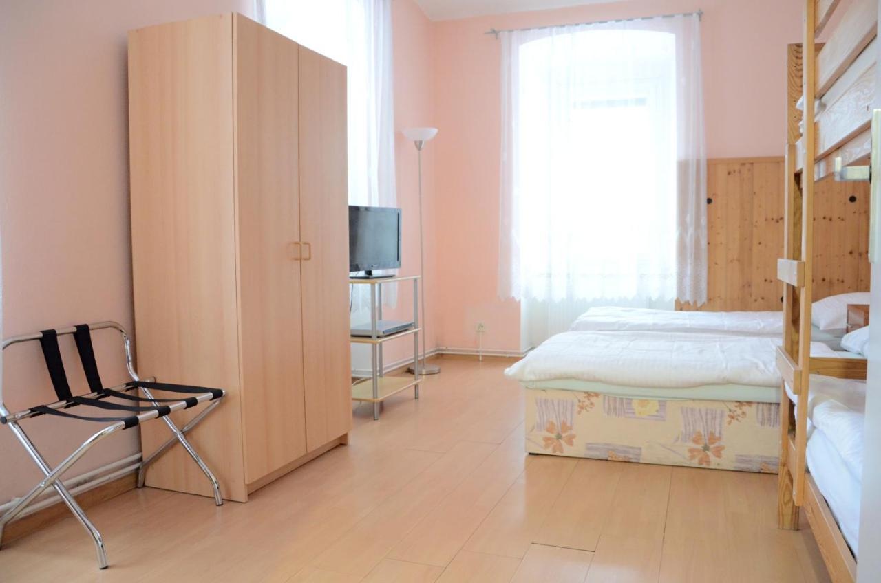 Penzion Mlynicky Dvur Červená Voda エクステリア 写真